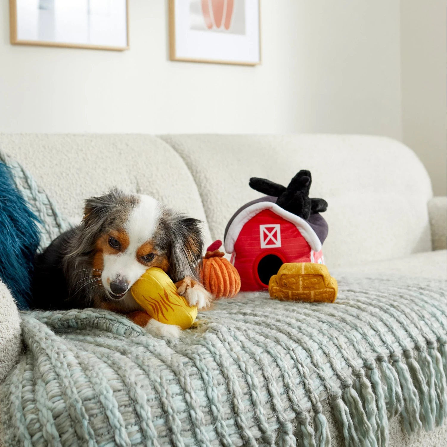 Frisco Fall Farmhouse Hide & Seek Puzzle Plush Squeaky Dog Toy - Image 4