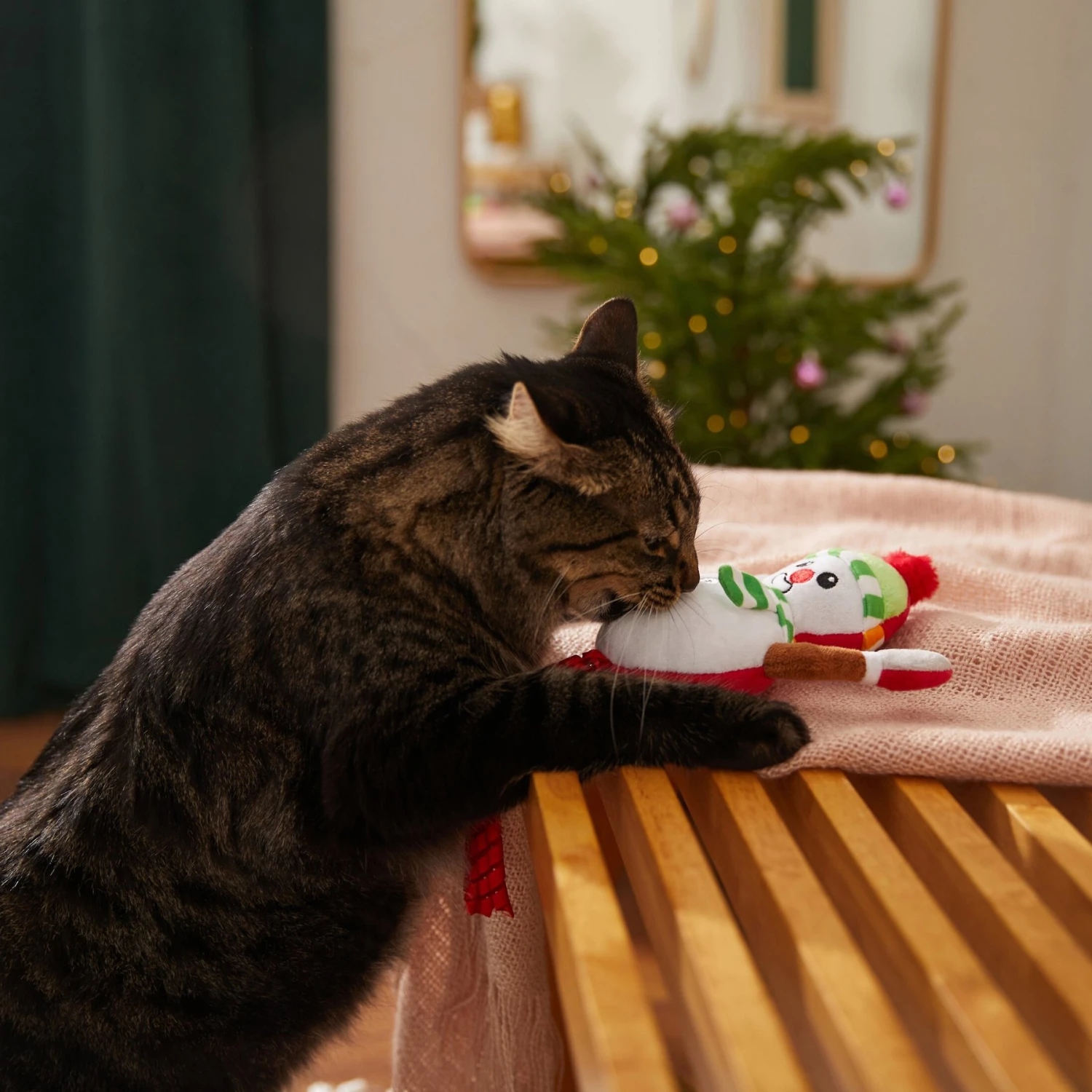 Frisco Naughty Or Nice Snowman Reversible Plush Cat Toy With Catnip - Image 4