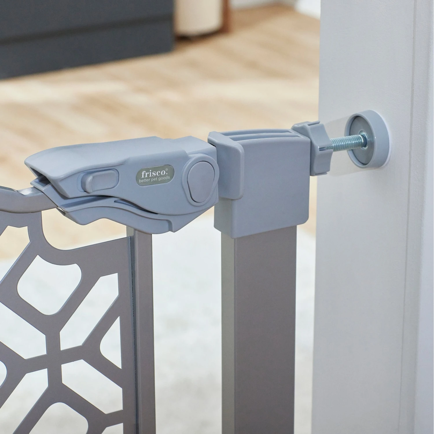 Frisco Metal Geometric Pattern Extra Tall Auto-close Dog Gate - Image 4