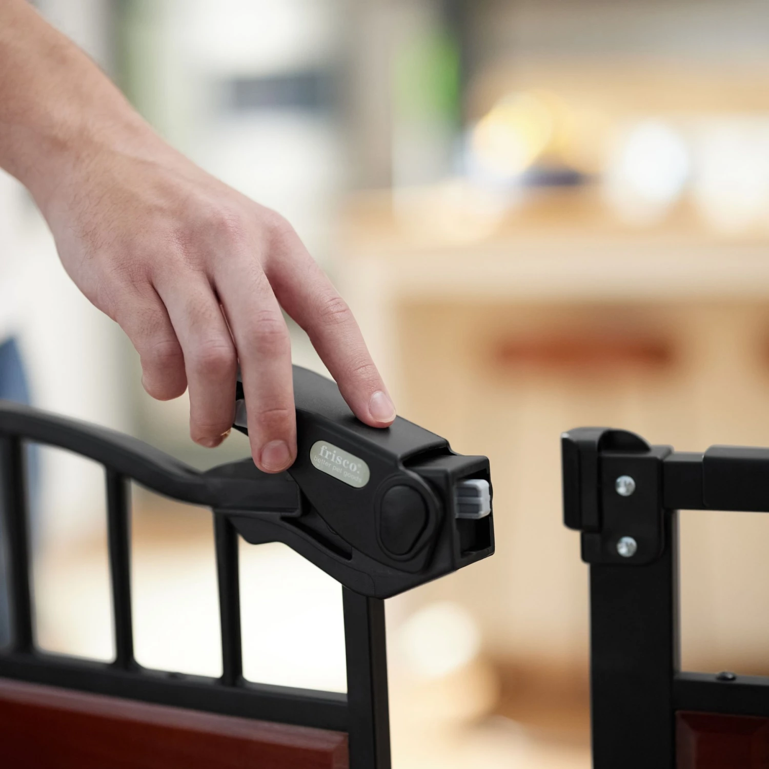 Frisco Wood Accents Extra Wide Auto-close Pet Gate, 30-in - Image 4