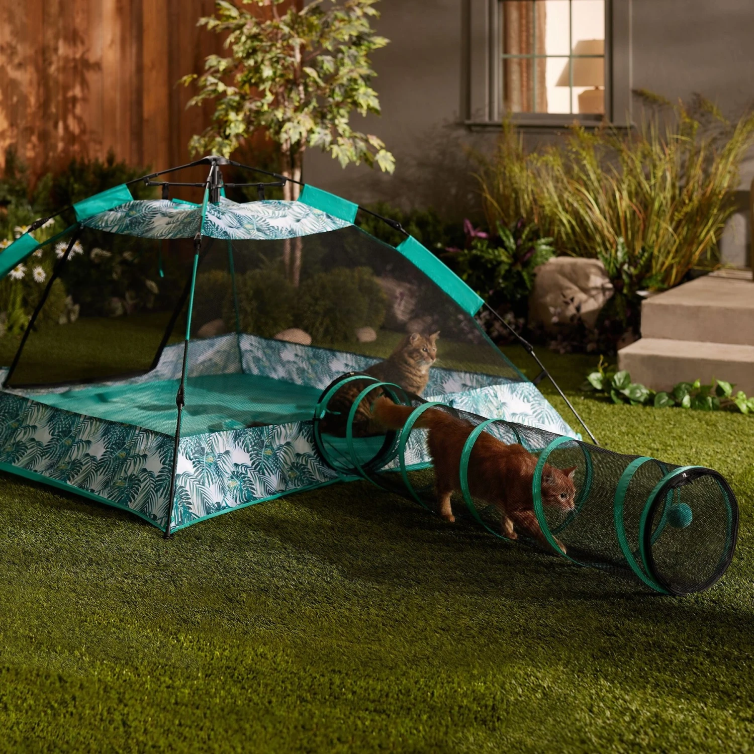 Frisco Mesh Outdoor Pop-up Cat Playpen Tent & Tunnel - Image 7